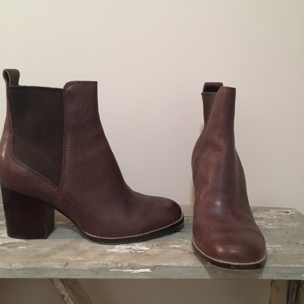 Clark Boots Othea Ruby - image 1